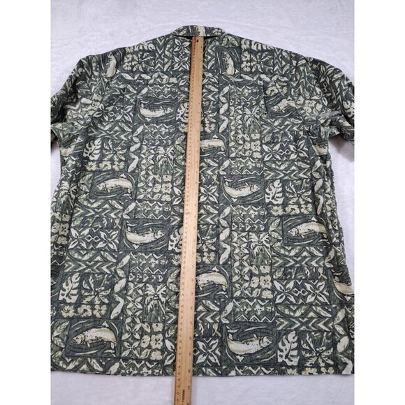 GH Bass Earth Shirt Mens L Casual Batik Fish Green Short Sleeve Dad Vacay - Picture 8 of 9